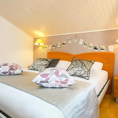 Golden View Luxury Apartment Maslinica Room photo
