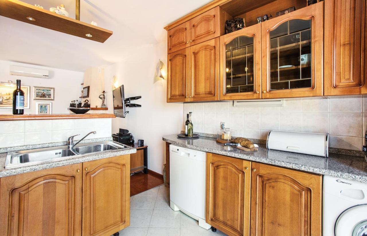 Apartment Golden View Luxury Maslinica